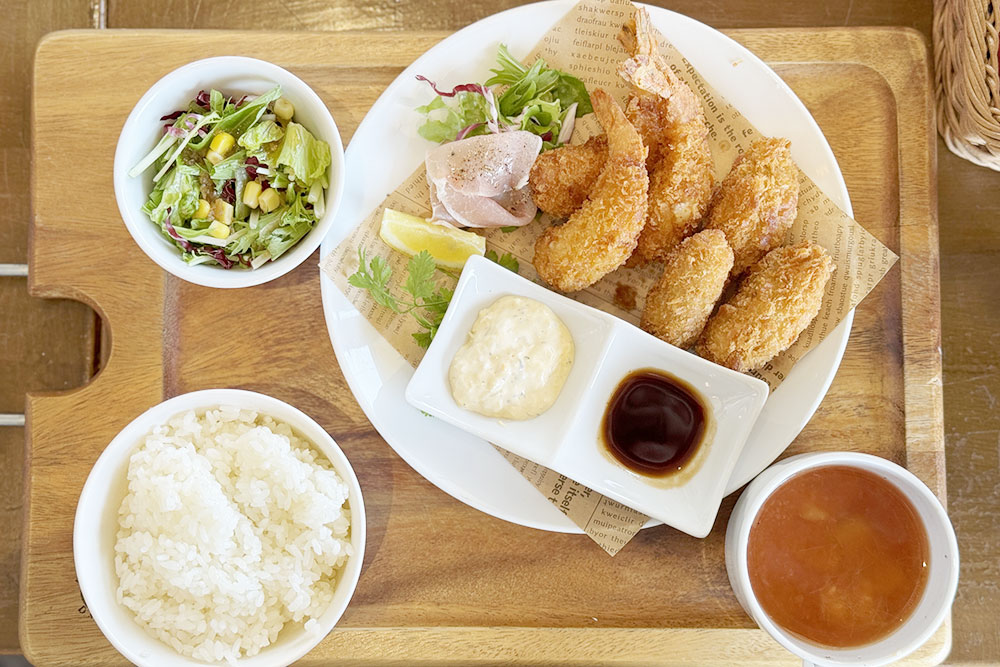 食事補助制度あり！